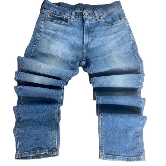 Levi's Other - Levi’s 541 Athletic Fit Tapered Jeans Men’s 33x32 Medium Wash